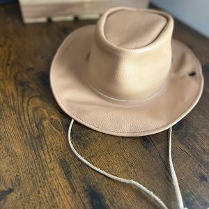 Women’s cowboy style hat